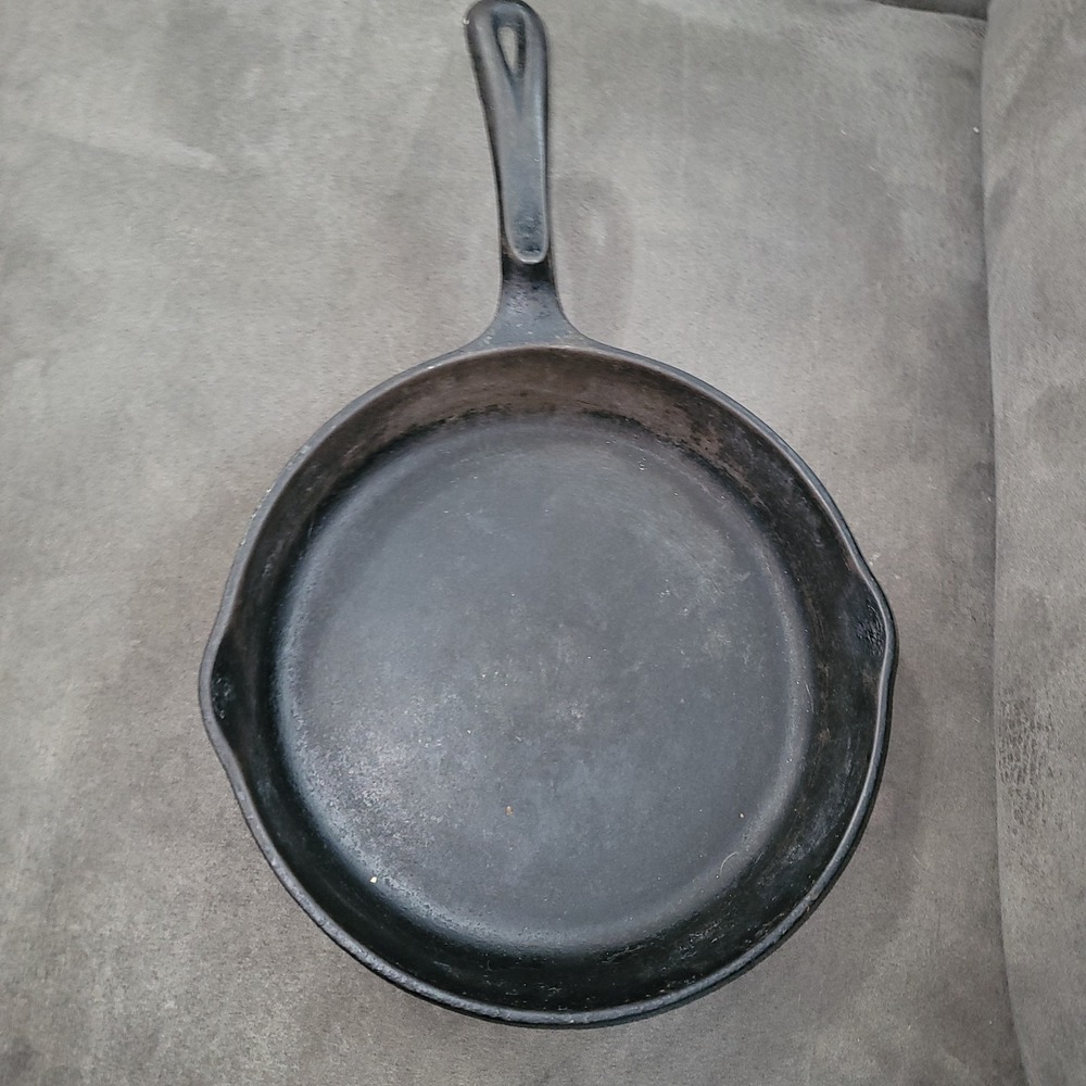 Wagner's 1891 Original 10.5 Inch Cast Iron Skillet Deep